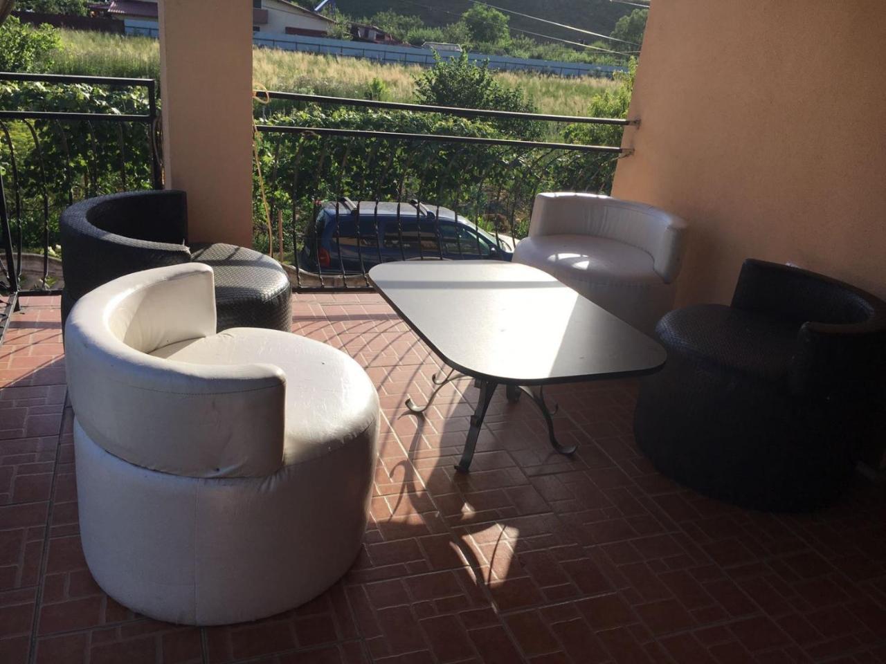 Casa Lidia Si Gogu Hotel Budeasa Mare Eksteriør billede